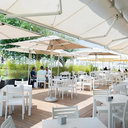 Club Del Sole Romagna Family 里乔内